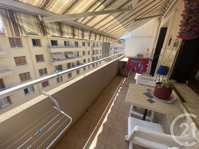 Appartement T4 à vendre - 4 pièces - 62.13 m2 - TOULON - 83 - PROVENCE-ALPES-COTE-D-AZUR - Century 21 Ouest Immo