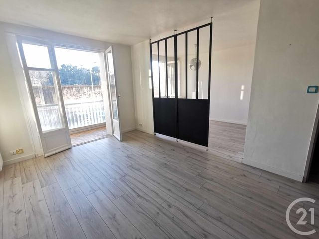 Appartement T3 à vendre - 3 pièces - 55.0 m2 - TOULON - 83 - PROVENCE-ALPES-COTE-D-AZUR - Century 21 Ouest Immo